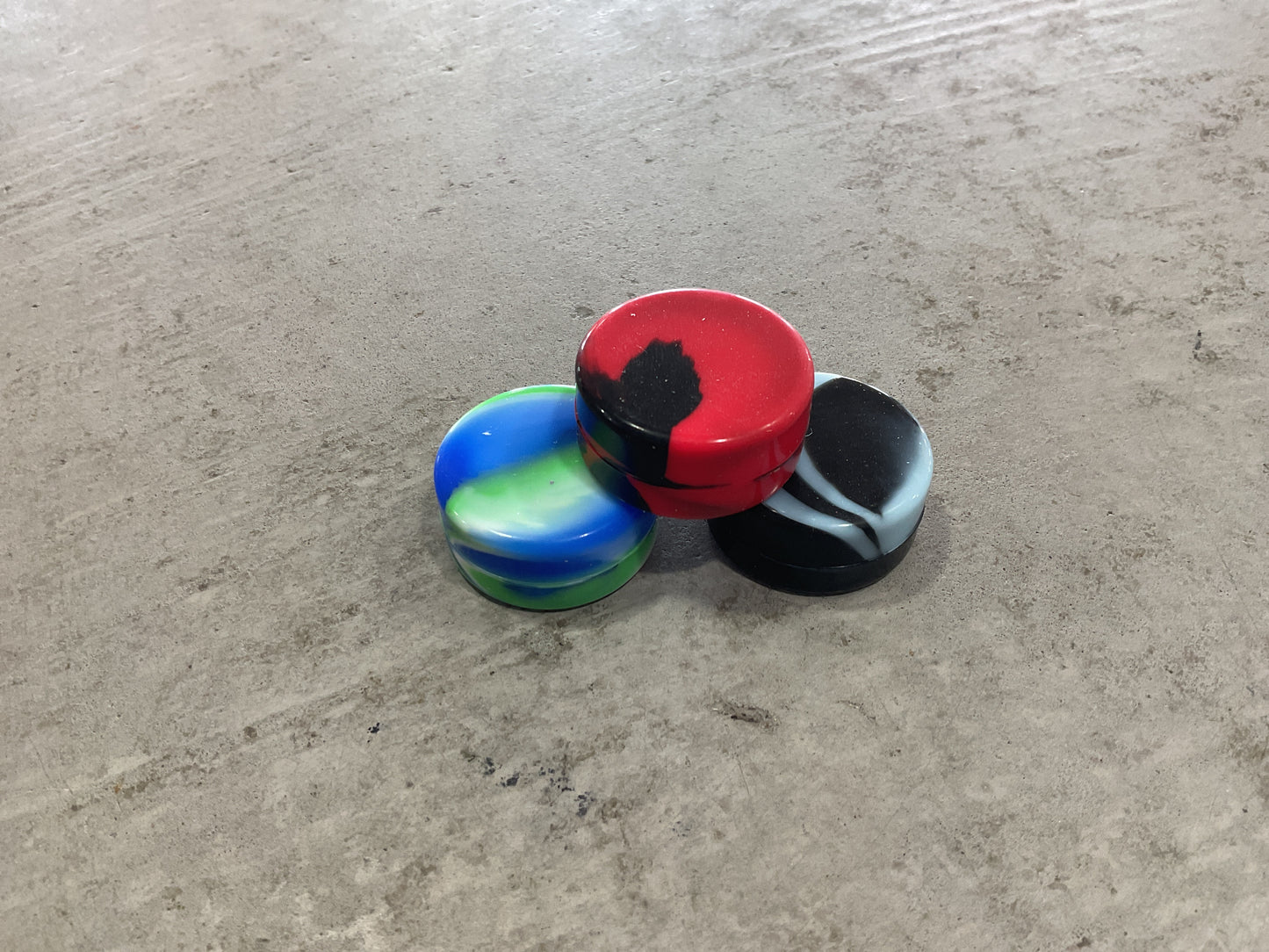 Silicone Round Pucks
