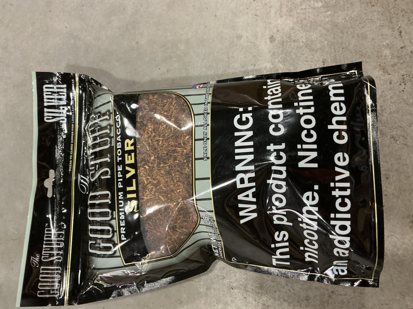 Premium pipe tobacco
