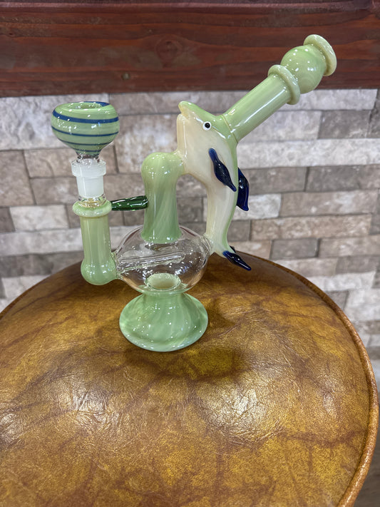 Dolphin bubbler ￼