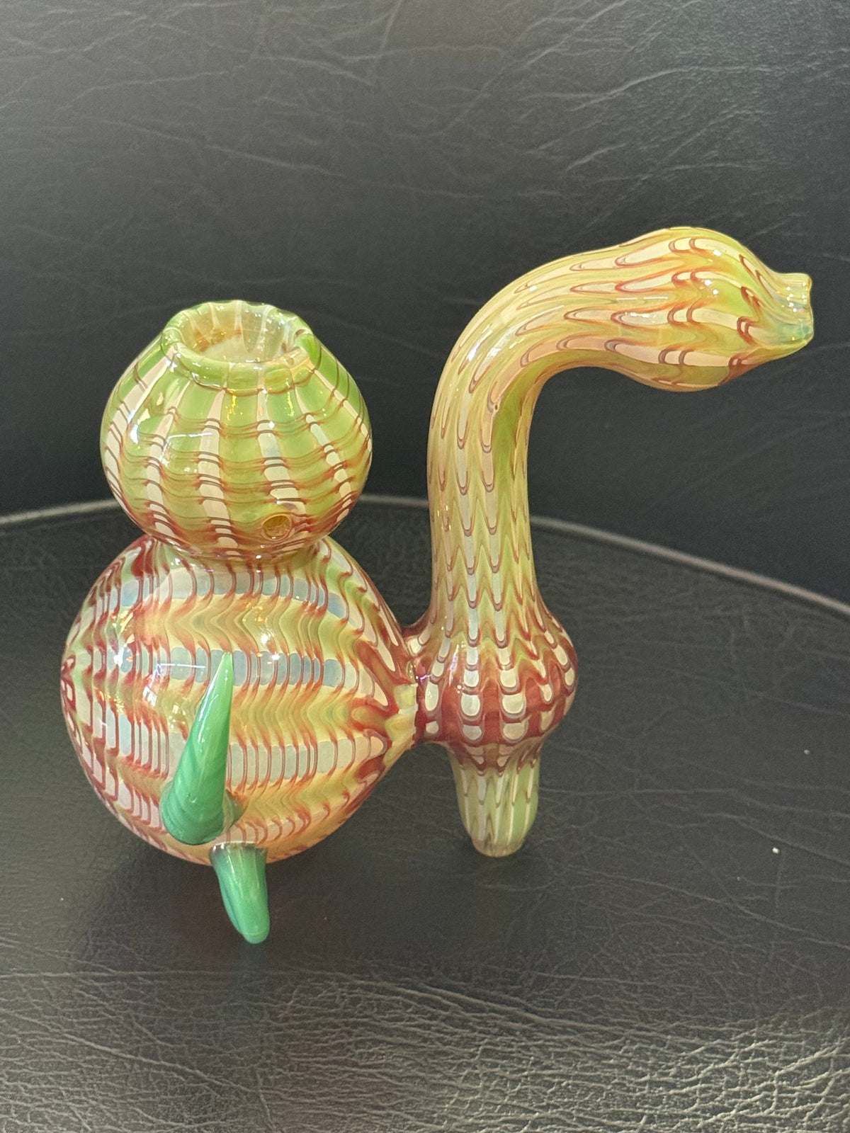 Horned Ball Water Pipe