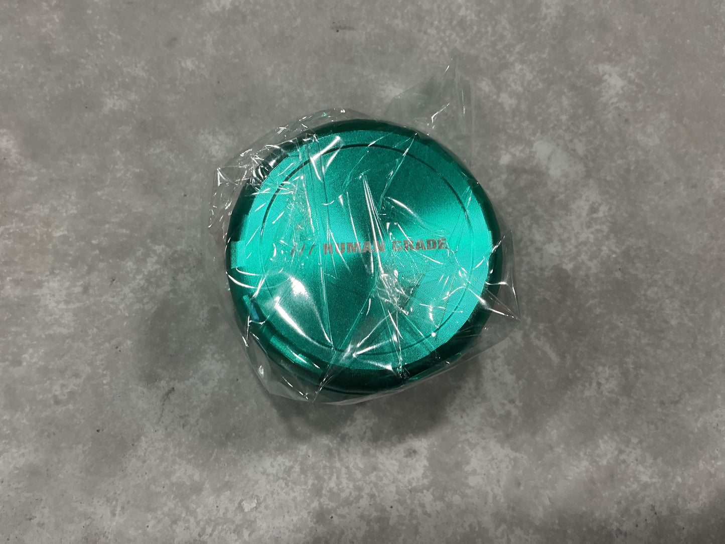 2.5in - 4pc - Aluminum Grinder 6M (Human Grade)