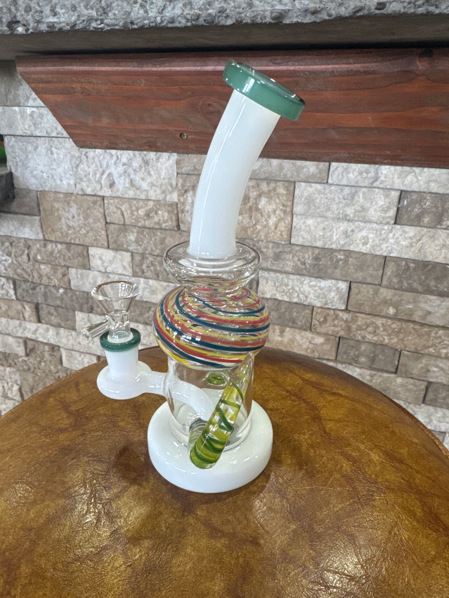 Rainbow horned water pipe ￼
