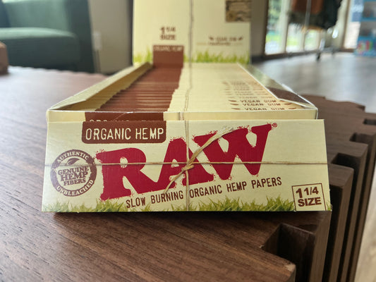 Raw - Organic 1 1/4 Papers
