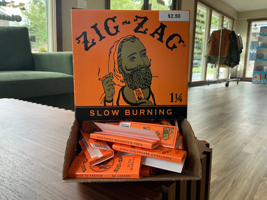 Zig Zag 1 1/4 slow burn papers